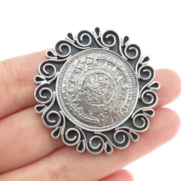 MAHINA☾ 925 Sterling Silver Vintage Mexico Mayan Calendar Ornate Pin